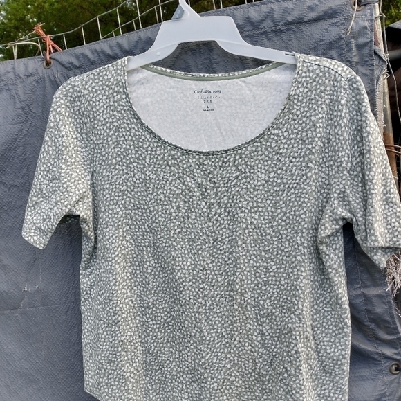 Womens croft and barrow top - Picture 1 of 3
